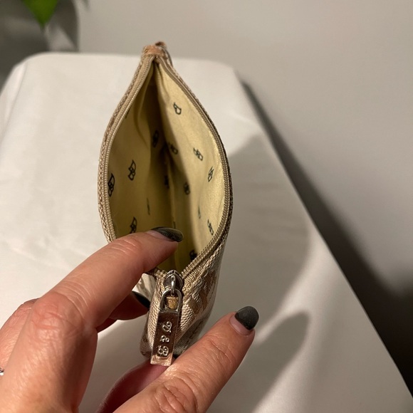 Dooney and Bourke Coin Purse EUC - Picture 3 of 3